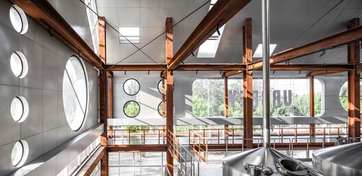 URBREW Craft Beer Mashing Workshop / Name Lab - Interior Photography, Windows, Beam