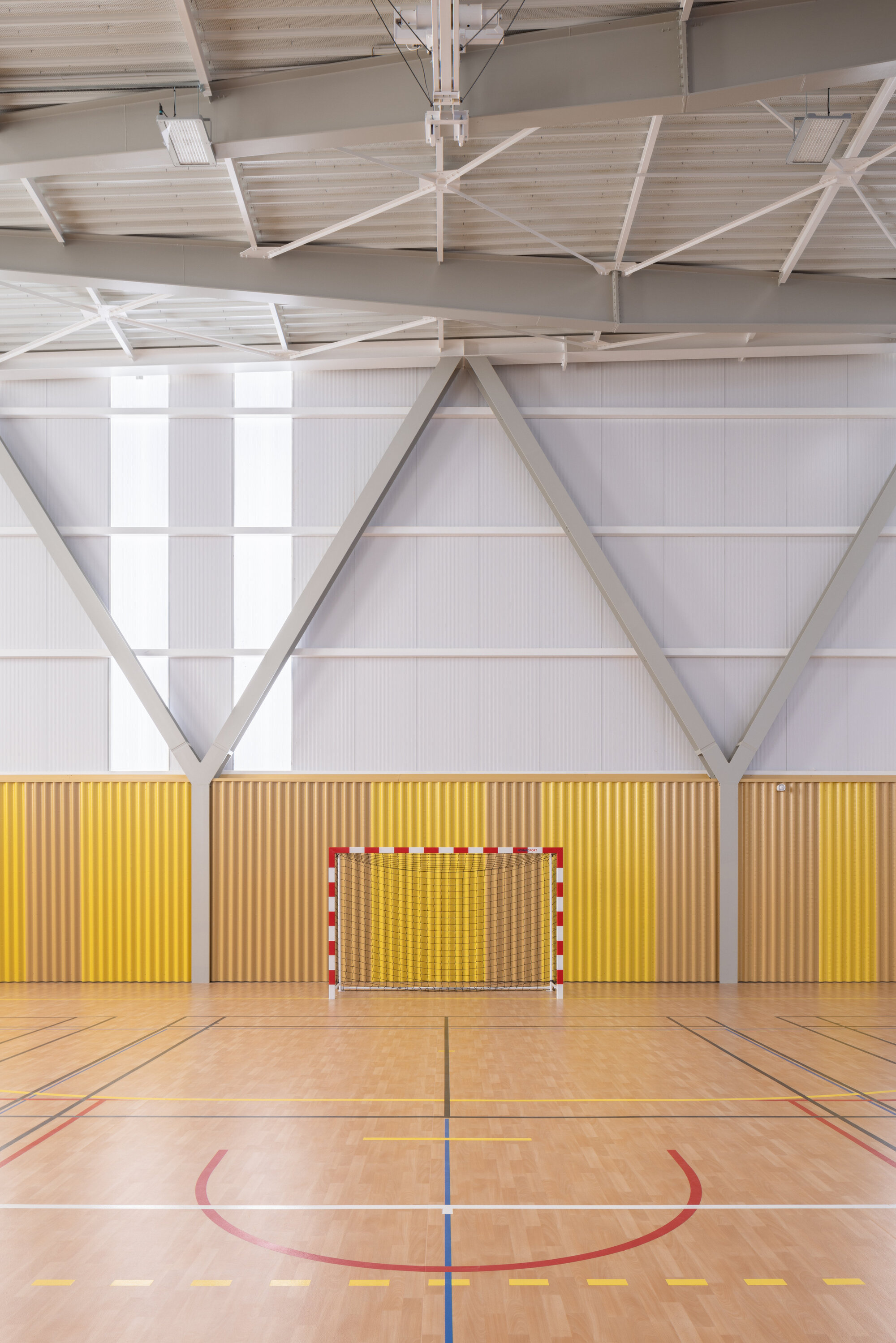 Gallery of Salle du Coum Sports Complex Renovation / ENO Architectes 17