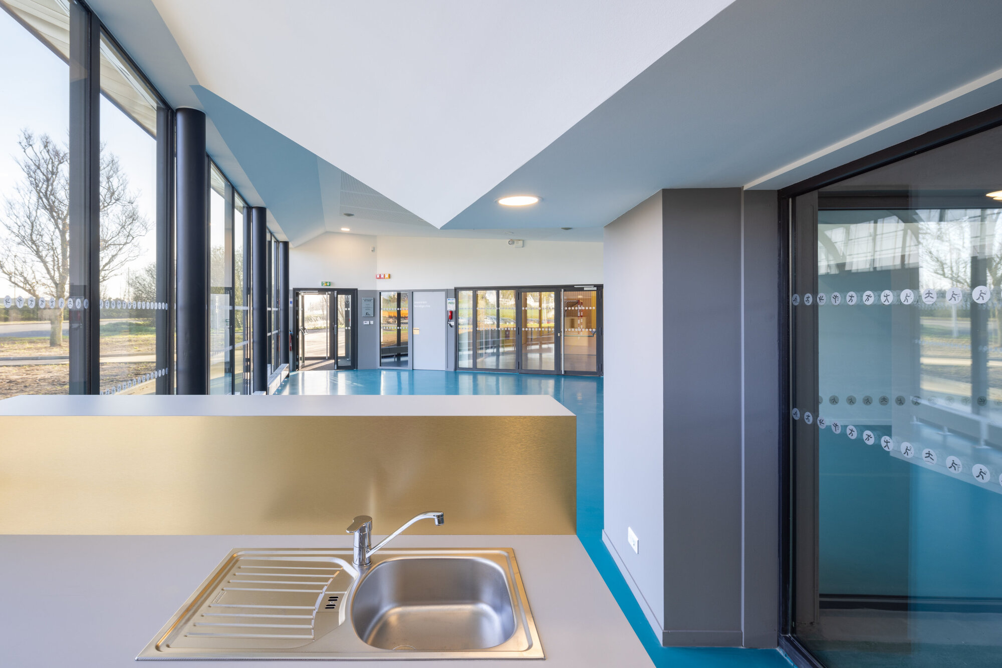 Gallery of Salle du Coum Sports Complex Renovation / ENO Architectes 25