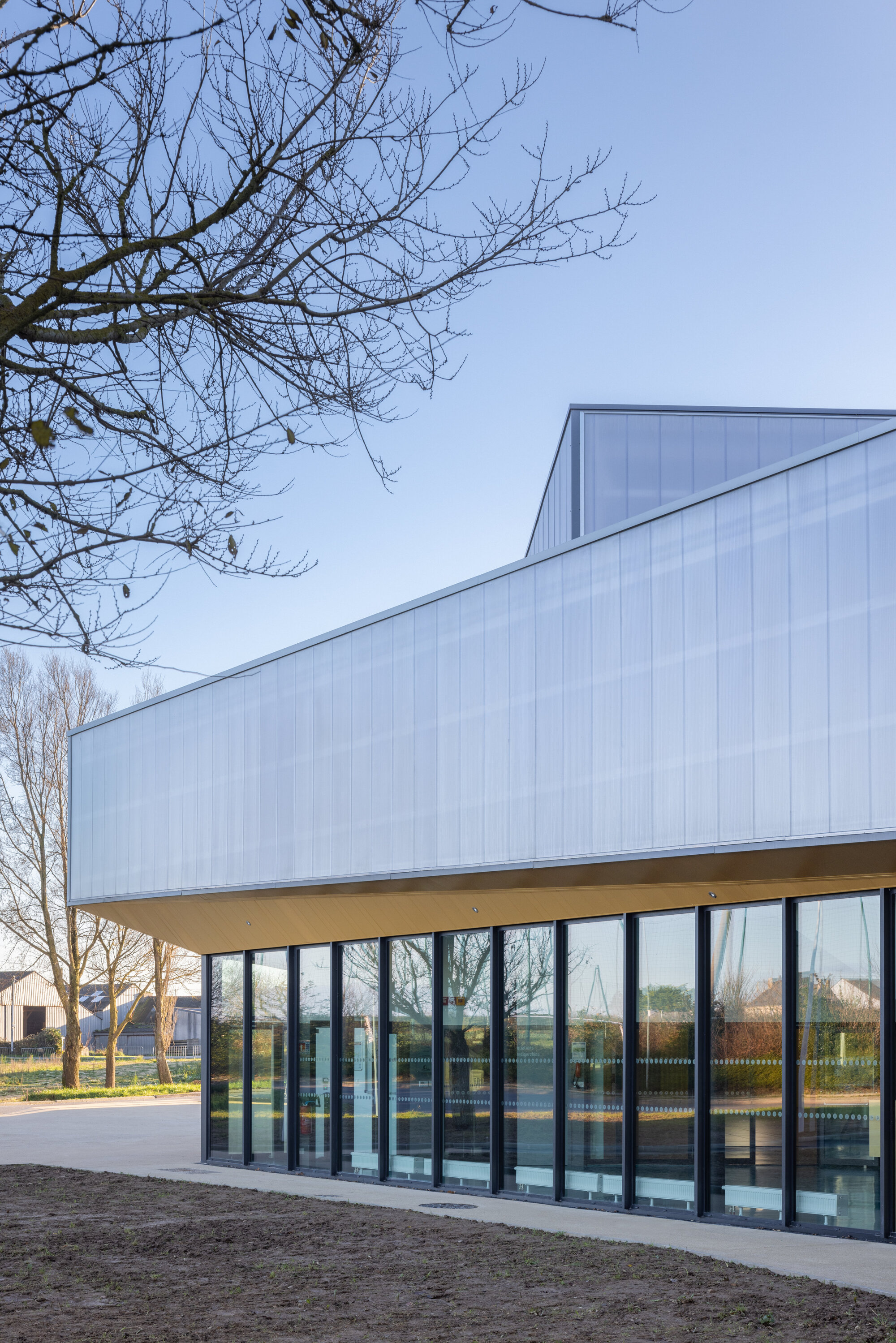 Gallery of Salle du Coum Sports Complex Renovation / ENO Architectes 2