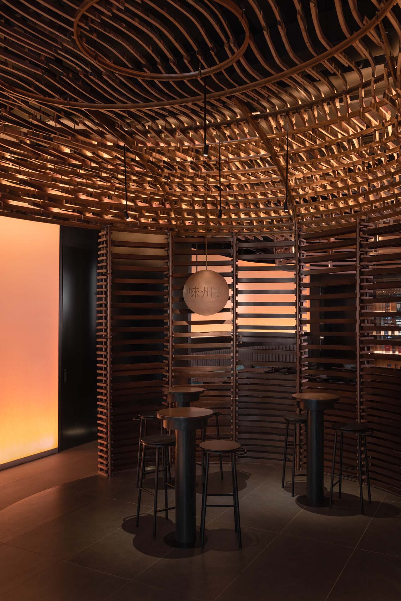 Gallery of Laizhou Bar / RooMoo Design Studio - 19
