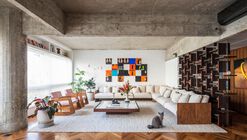 Apartamento Bretagne / BLOCO Arquitetos