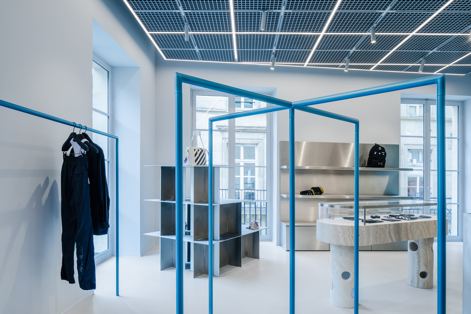 Store Space Distribution Gallery of How to Organize a Commercial Space? Distribution and ...
