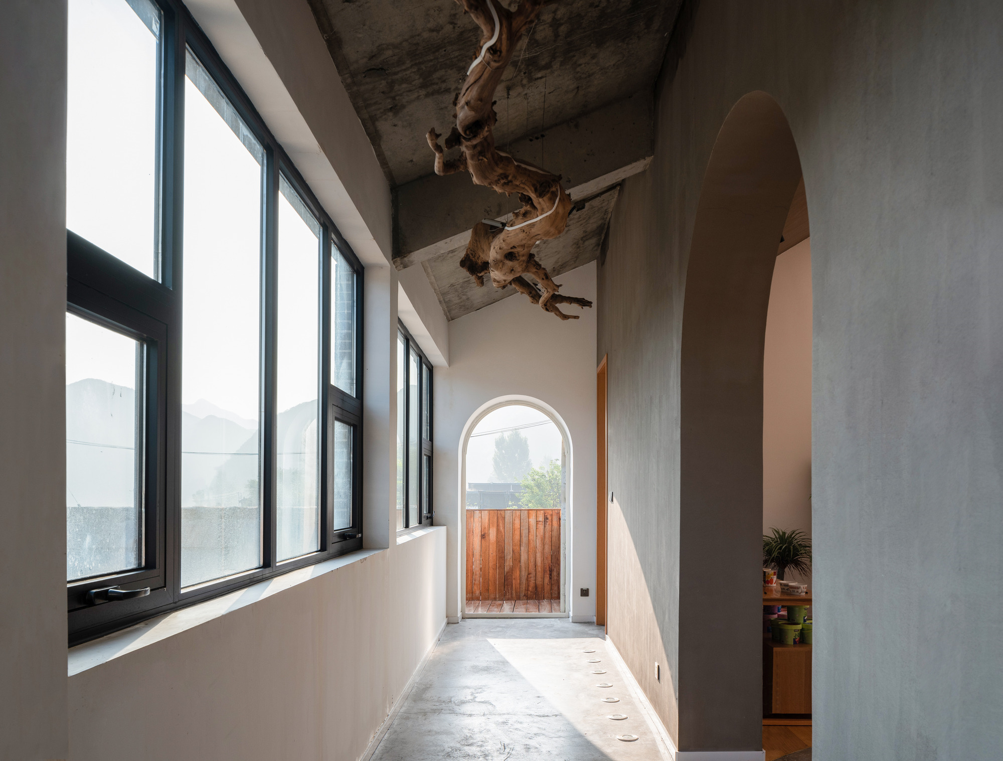 Gallery of Tiangang Village Living Room / SYN Architects China 21