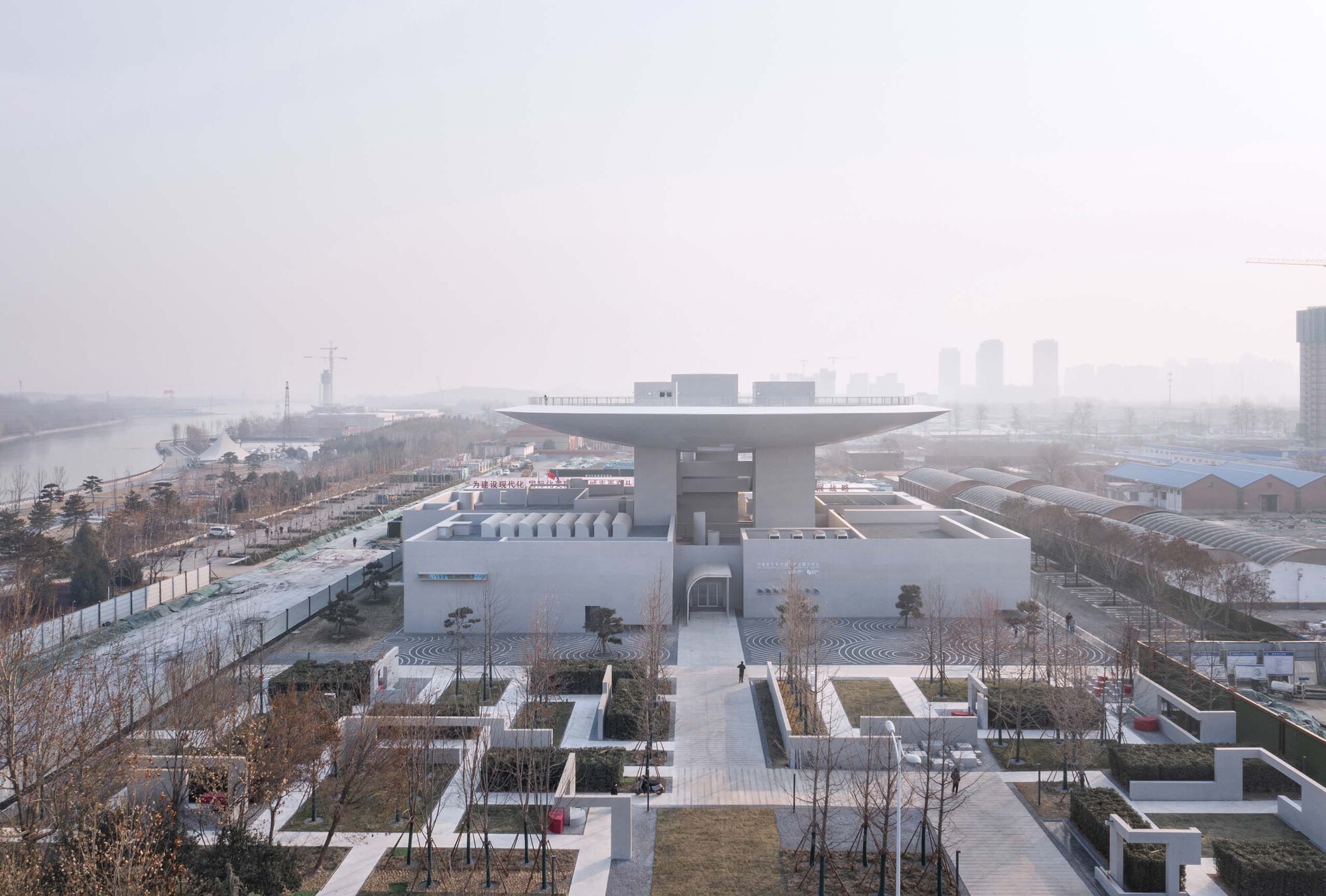 画廊 石家庄太平河城市片区展示中心 / 张雷联合建筑事务所 - 6