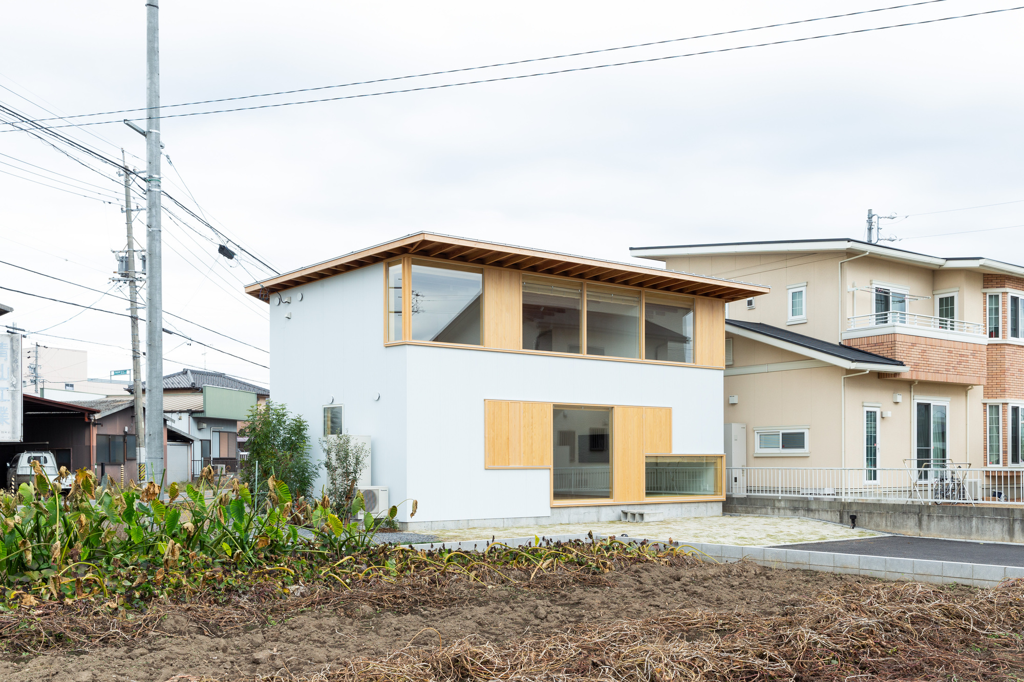Galería de Casa Kani / Kraft Architects 6