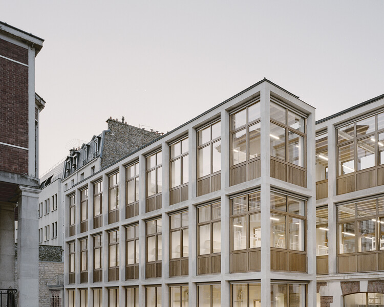 Centro Médico CMIP / jaq - Más Imágenes