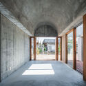 House in Shikenbaru / Studio Cochi Architects - Interior Photography, Bedroom, Beam