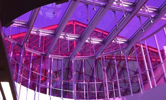 Laminated Glass Skylights Infused with Vibrant Colors: The Kaleidoscopic Station - Image 7 of 7