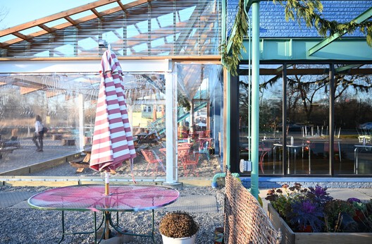 Big Roof / 1+1+ Architects Big Roof / 1+1+ Architects - Exterior Photography, Garden, Beam