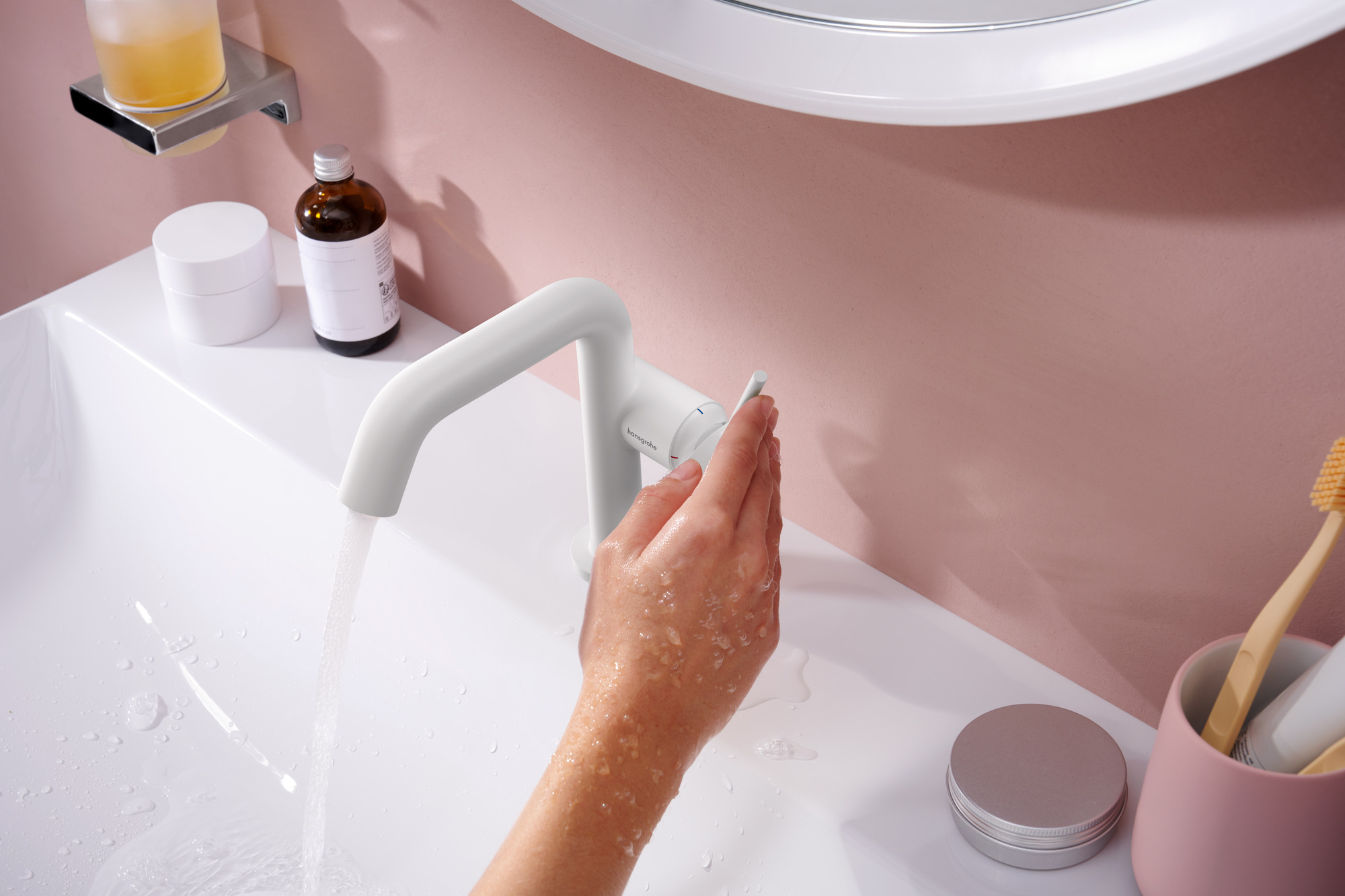 Picture of Gallery of Water-Saving Strategies for the Bathrooms of the Future - 16
