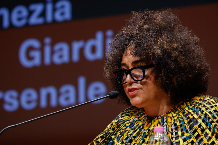 2023 年威尼斯建筑双年展的治愈体验：对话策展人 Lesley Lokko - 更多图片