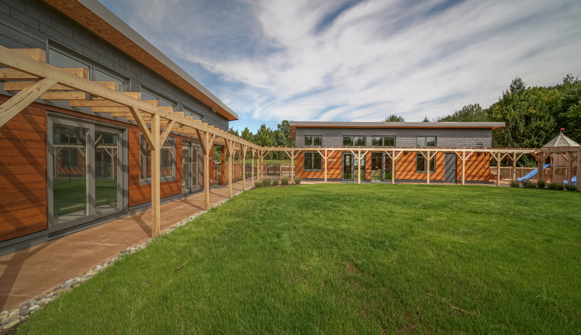 Gallery of Natural Slate Rainscreen Cladding: Combining Geometric ...