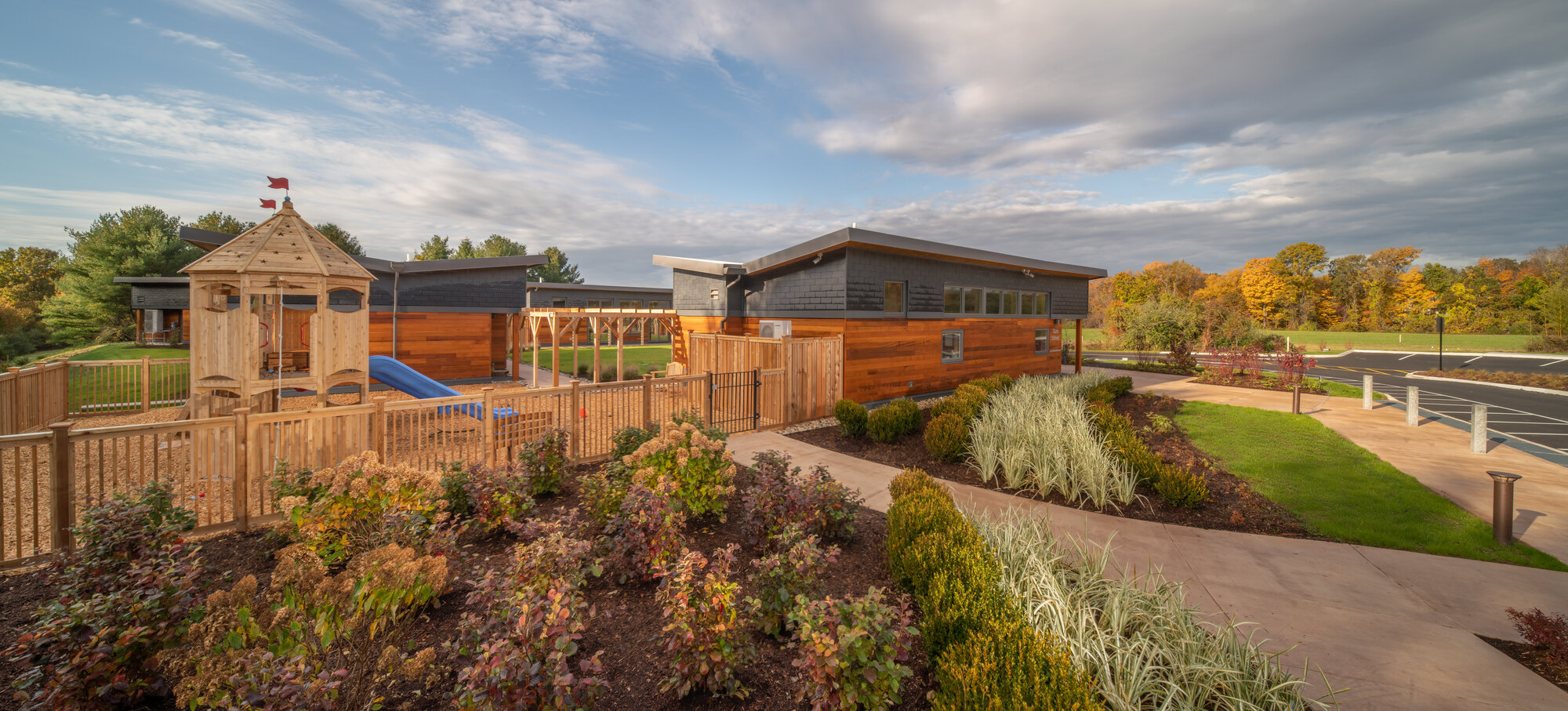 Gallery of Natural Slate Rainscreen Cladding: Combining Geometric ...