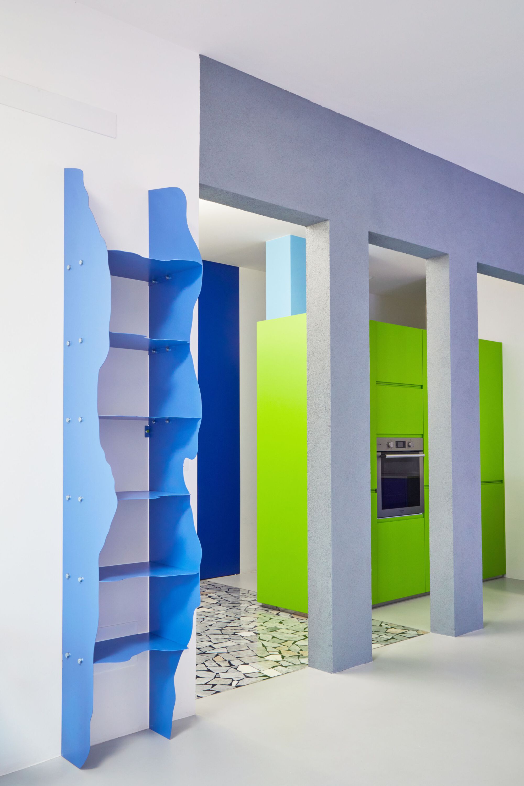 Galería de Renovación y diseño de mobiliario, apartamento Vi&Mela ...