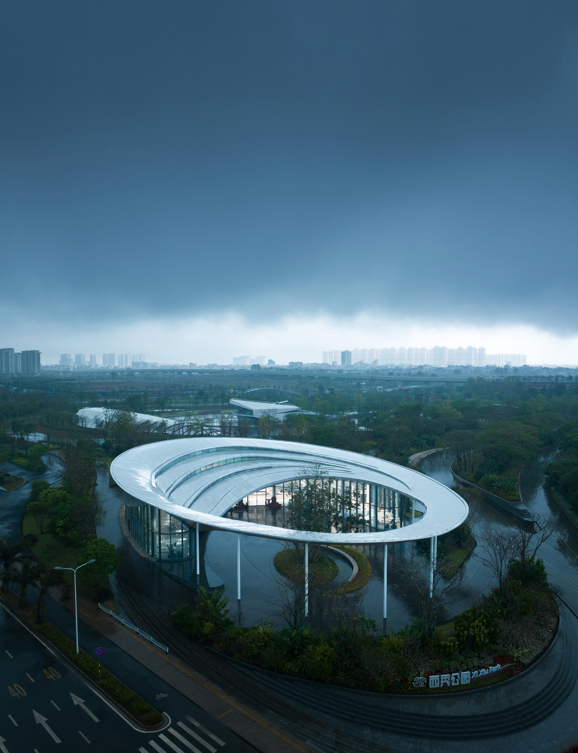 画廊 海口西秀公园游客中心 / 慕达建筑 - 2