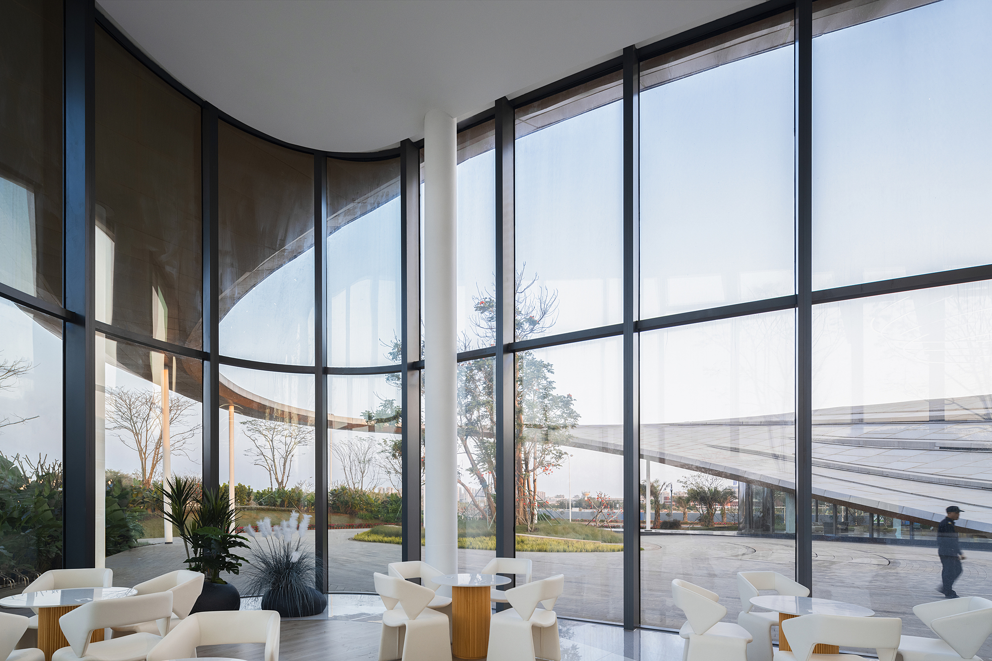 画廊 海口西秀公园游客中心 / 慕达建筑 - 5