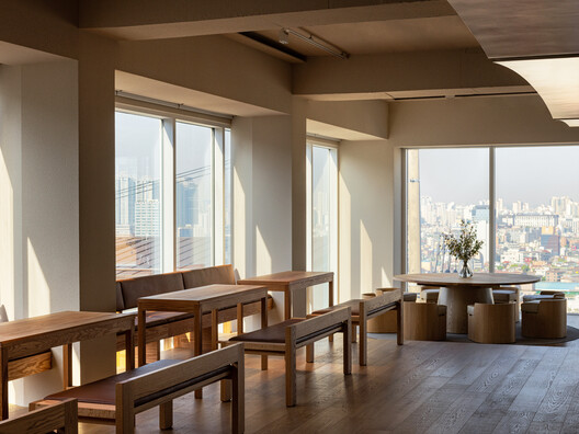 KOMFORTABEL Namsan Coffee Shop / Studio Motif KOMFORTABEL Namsan Coffee Shop / Studio Motif - Interior Photography, Dining room, Table, Windows