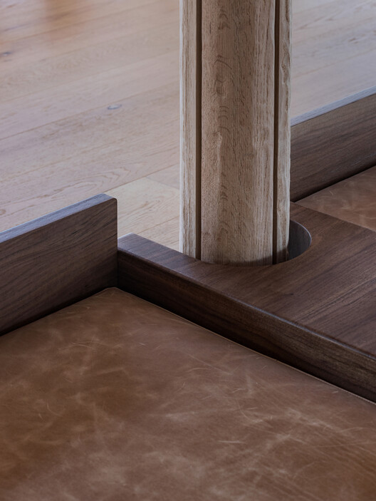 KOMFORTABEL Namsan Coffee Shop / Studio Motif KOMFORTABEL Namsan Coffee Shop / Studio Motif - Interior Photography, Stairs, Windows