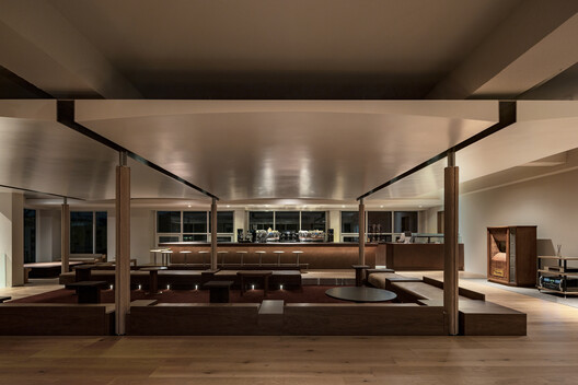 KOMFORTABEL Namsan Coffee Shop / Studio Motif KOMFORTABEL Namsan Coffee Shop / Studio Motif - Interior Photography, Table, Windows