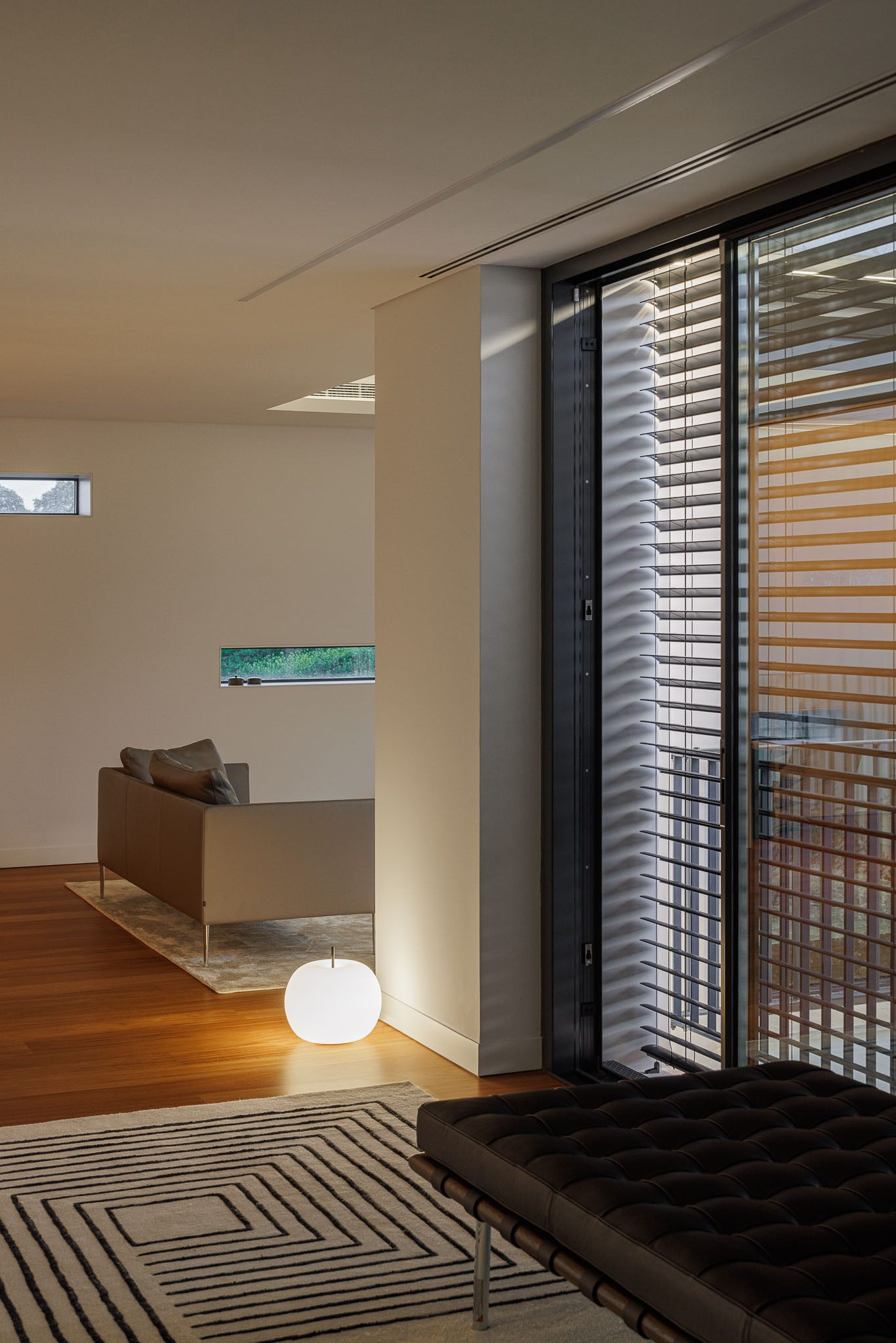 Galería de Casa Concrete 11 / Cage Atelier 39