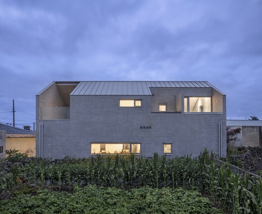 Aewol Craft Shop & House / O Architects - Exterior Photography, Windows, Facade