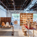 50 Norman Restaurant and Shop / Schemata Architects + Jo Nagasaka - Interior Photography, Store, Beam, Table