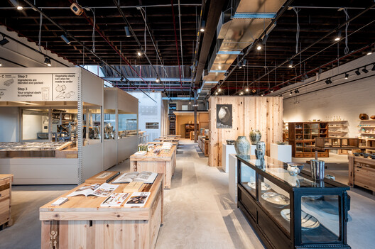 50 Norman Restaurant and Shop / Schemata Architects + Jo Nagasaka - Interior Photography, Kitchen, Beam