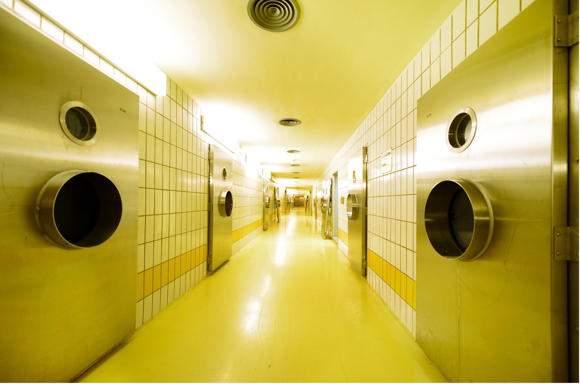 Gallery of Berlin's Iconic Brutalist Mäusebunker Building Spared from ...