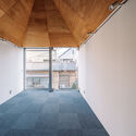 Pencil Building in Kumagaya / Ono Architect Office + Sigma Construction - Interior Photography, Windows, Beam