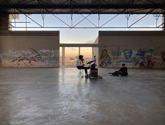 A relação entre arte e arquitetura na 35ª Bienal de São Paulo - coreografias do impossível - Imagem 2 de 22