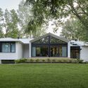 Range Life Home / RELM Builders + PLOTNONPLOT Architecture - Exterior Photography, Residential, Garden, Facade, Door