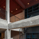 Garage Loft Delfshaven / Kumiki - Interior Photography, Renovation, Beam, Facade, Handrail, Lighting