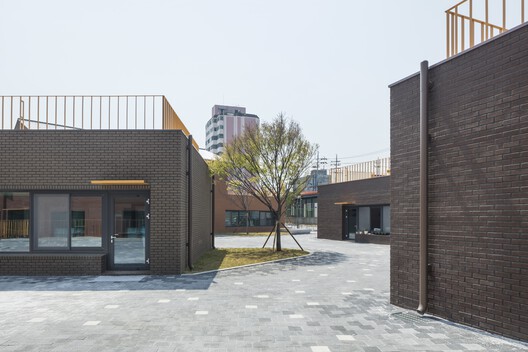Smurf Village School / Hyunjoon Yoo + Partners - Exterior Photography, Brick, Facade, Windows