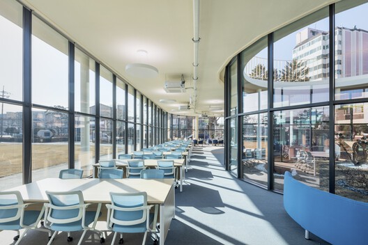 Smurf Village School / Hyunjoon Yoo + Partners - Interior Photography, Dining room, Table, Chair, Windows