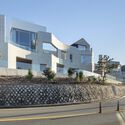 Casa e Loja Wind Fence 2 / Hyunjoon Yoo + Partners - Fotografia de Exterior, Apartamentos, Fachada