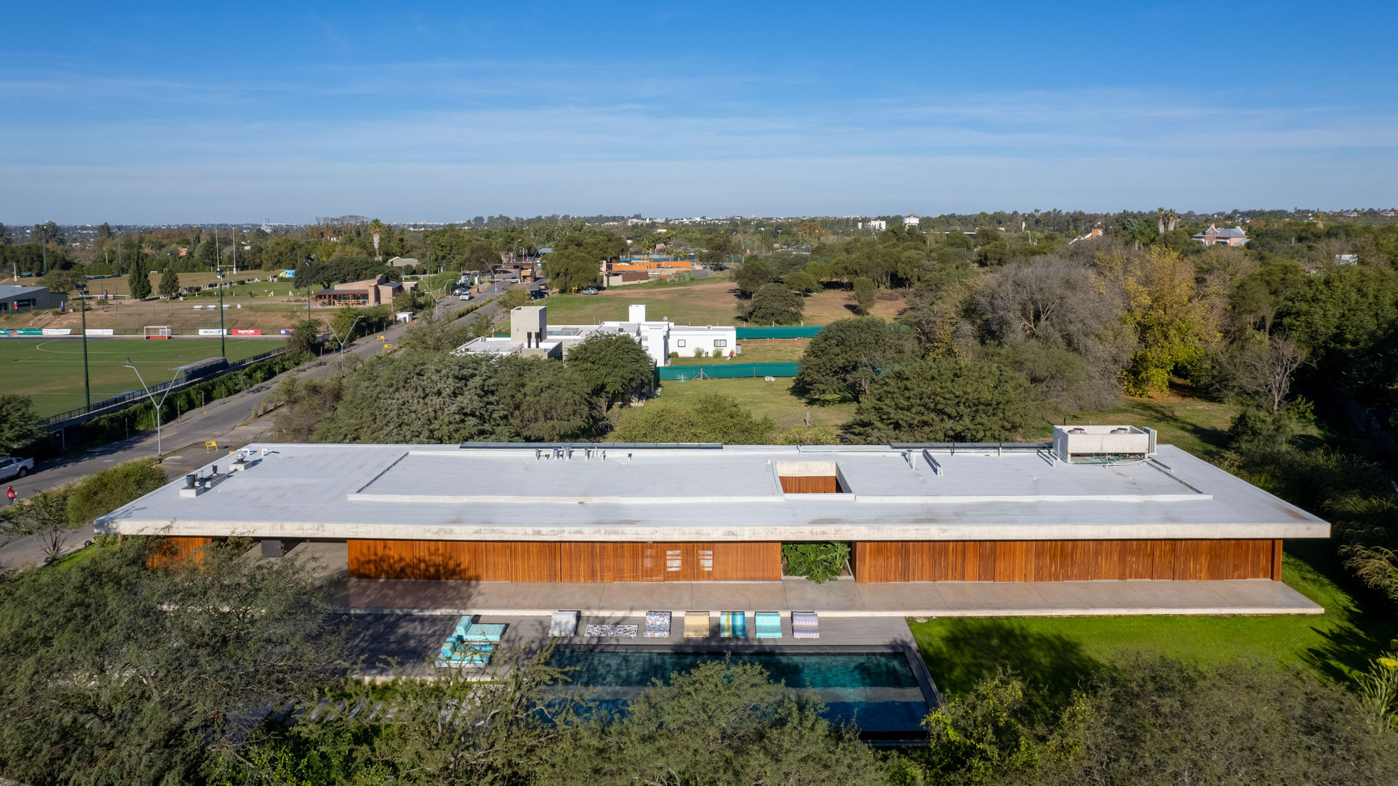 Galeria de Casa El Bosque / Estudio Montevideo - 8