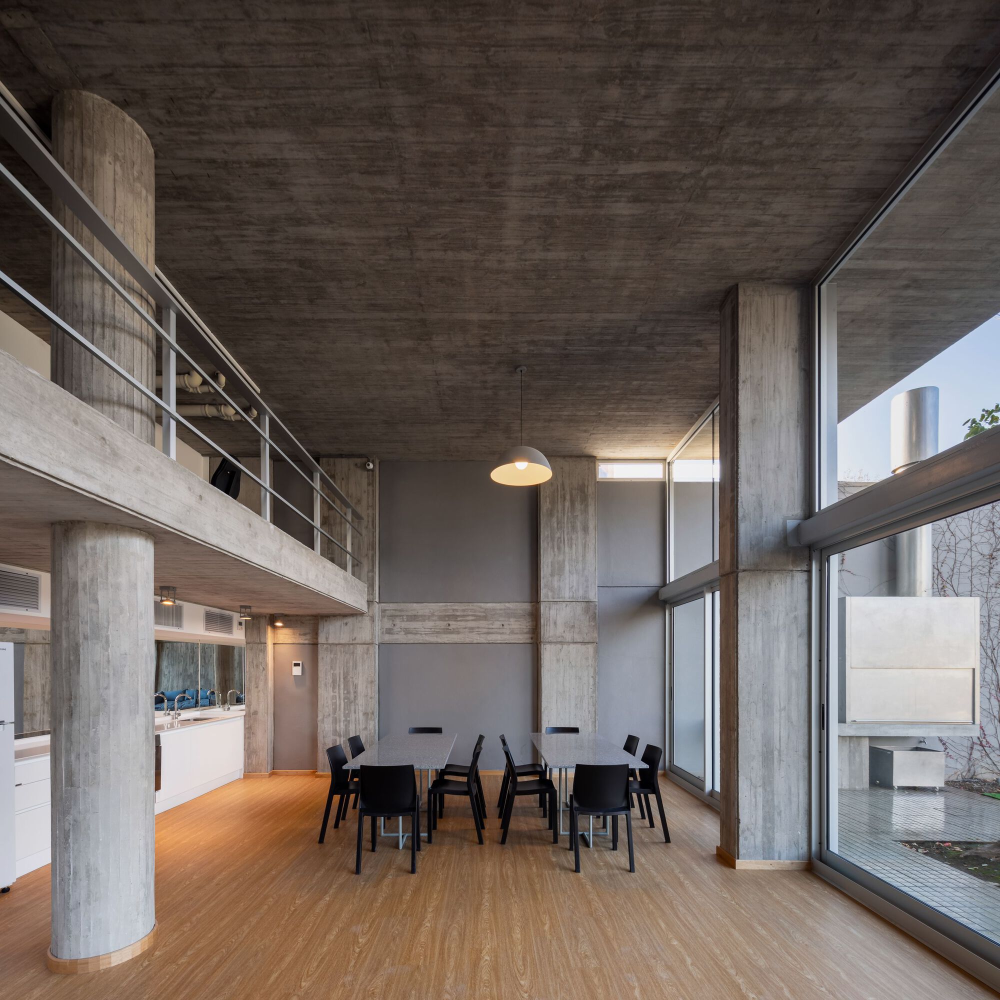 Gallery of Río Arriba Apartment Building / Estudio Pablo Gagliardo 18