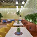 Color in Hospitality Design: 20 Restaurant Interiors that Set the Right Tone - Image 3 of 4