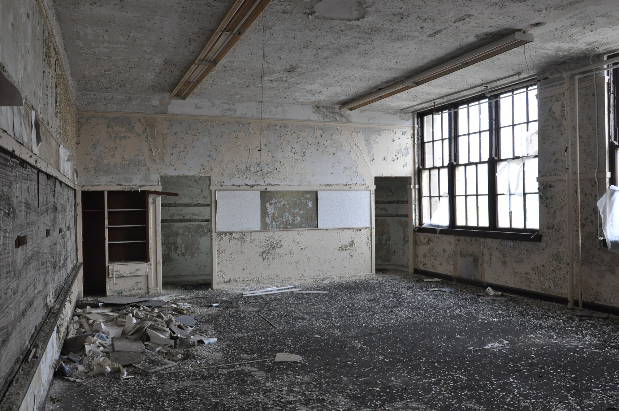 Gallery of Theaster Gates’ Rebuild Foundation Transforms St. Laurence