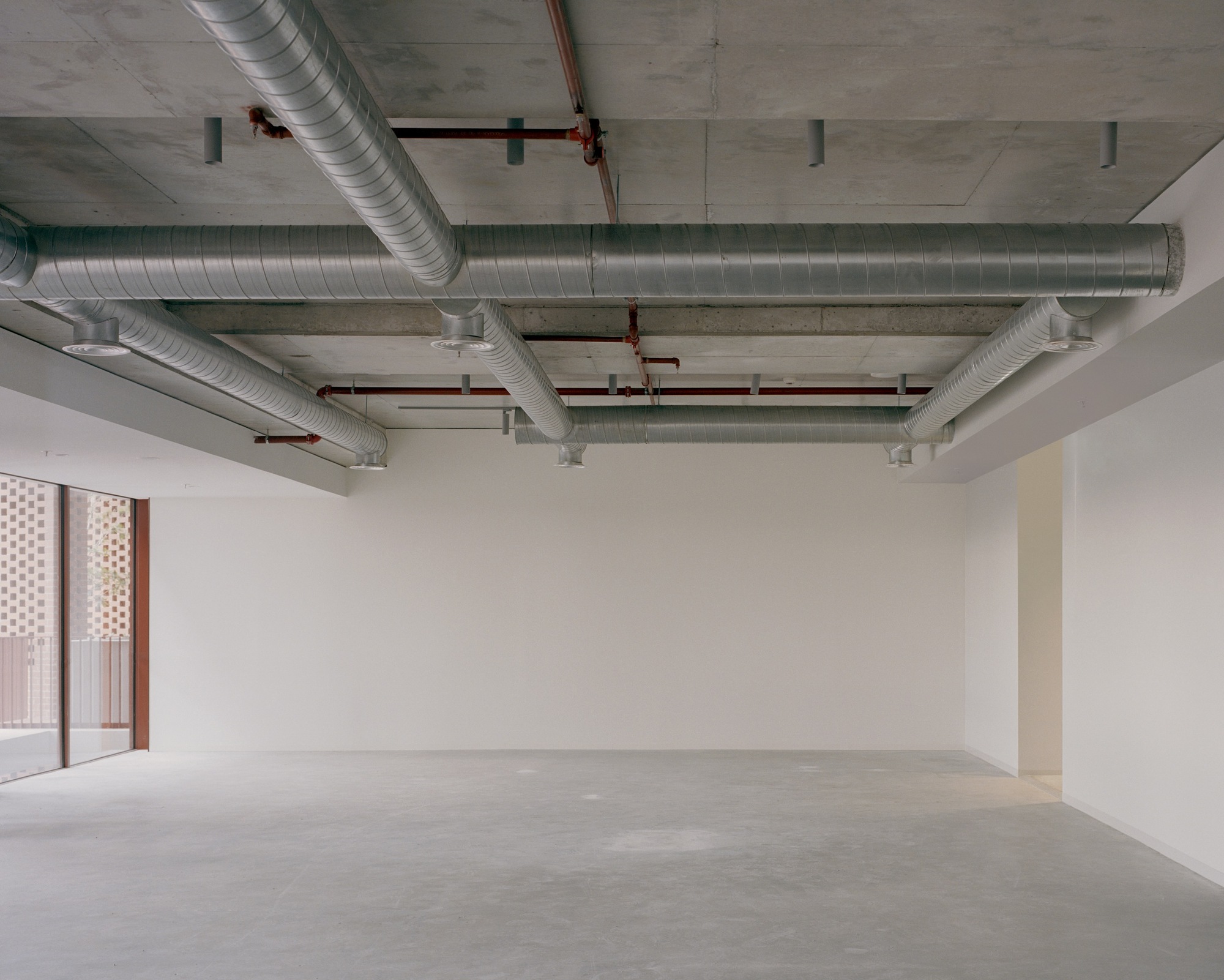 Gallery of Bruce Street Commercial Building / Carr 15