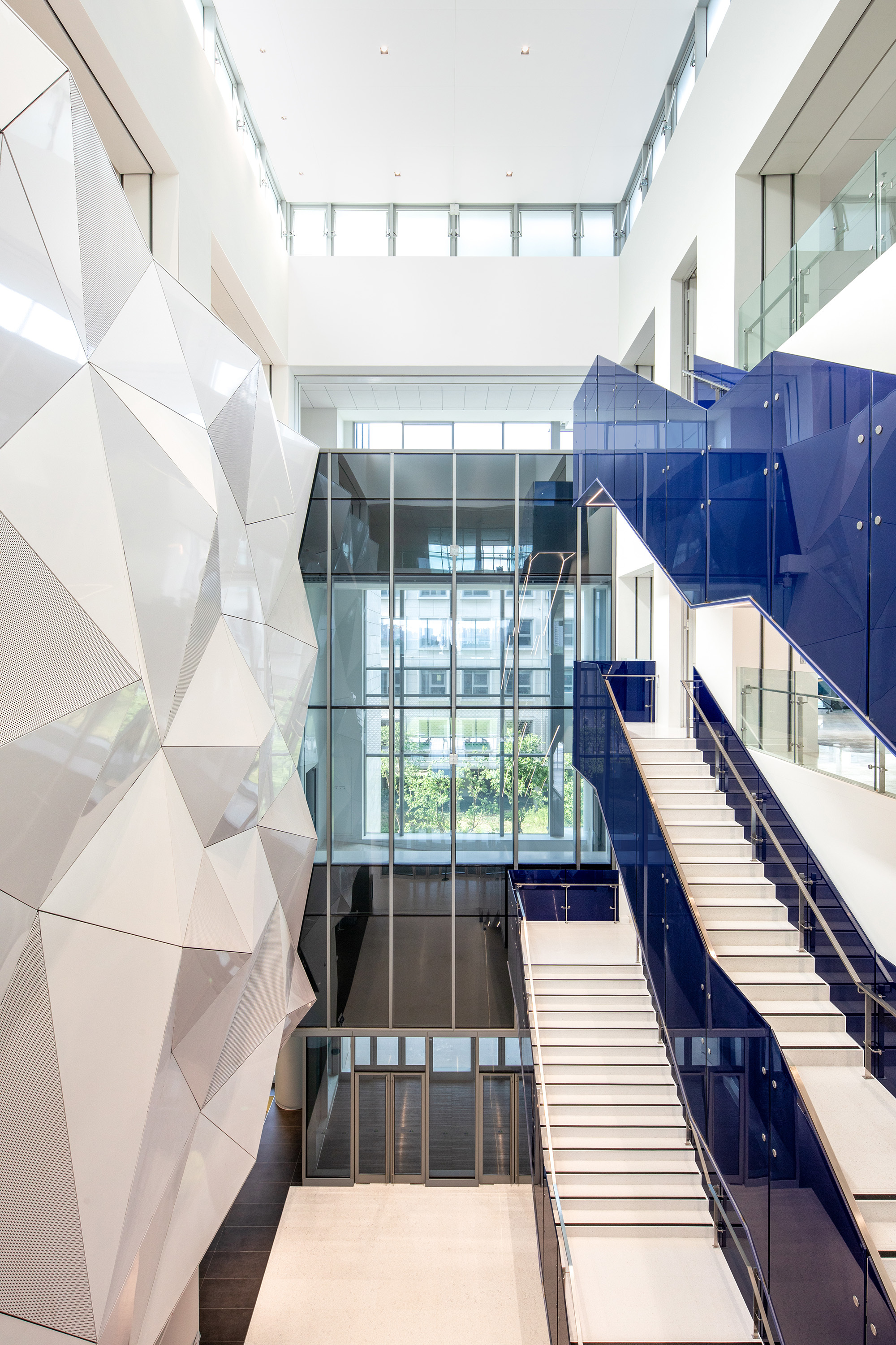画廊 昆山杜克大学二期校园 / Perkins&Will - 5
