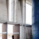 CIMA Elementary School / Punto Arquitectos - Interior Photography, Elementary & Middle School, Facade, Column