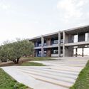 CIMA Elementary School / Punto Arquitectos - Exterior Photography, Elementary & Middle School, Facade, Stairs