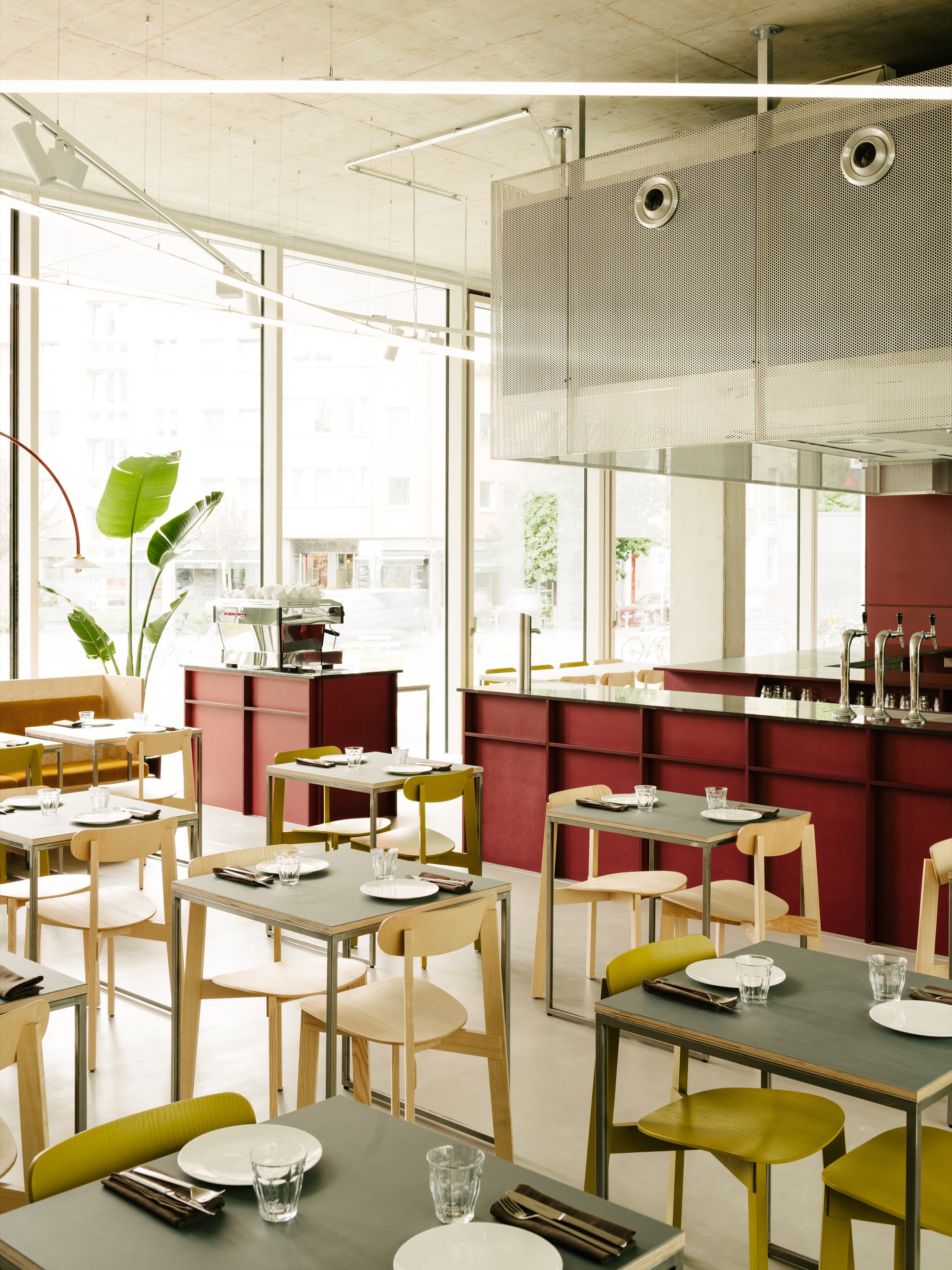 Gallery of REMI Restaurant / Ester Bruzkus Architekten 4