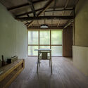 Arai Mise Studio / kurosawa kawara-ten - Interior Photography, Adaptive Reuse, Beam, Table