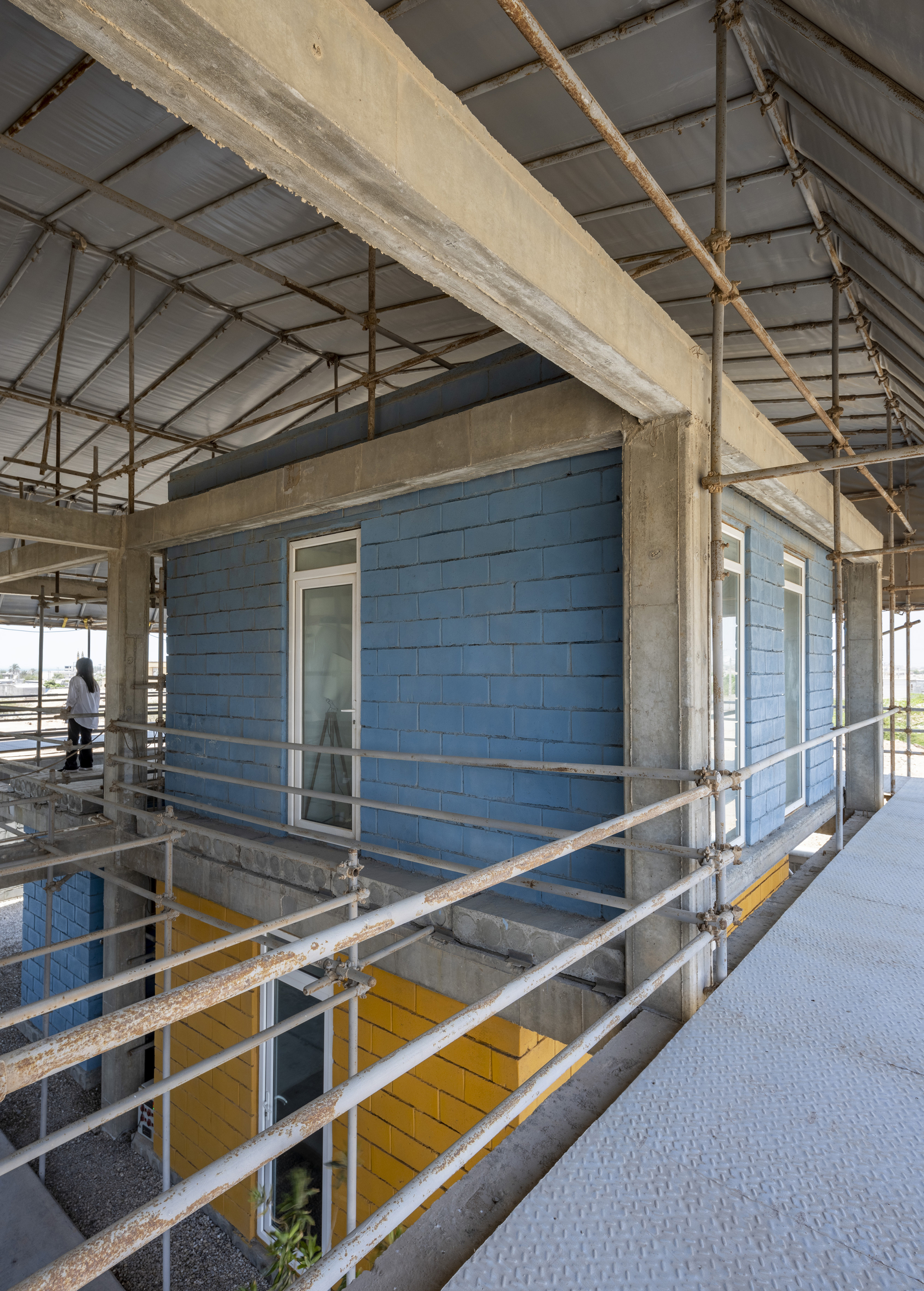 Gallery of Type-less Building Center For Handy Skills / ZAV Architects - 13