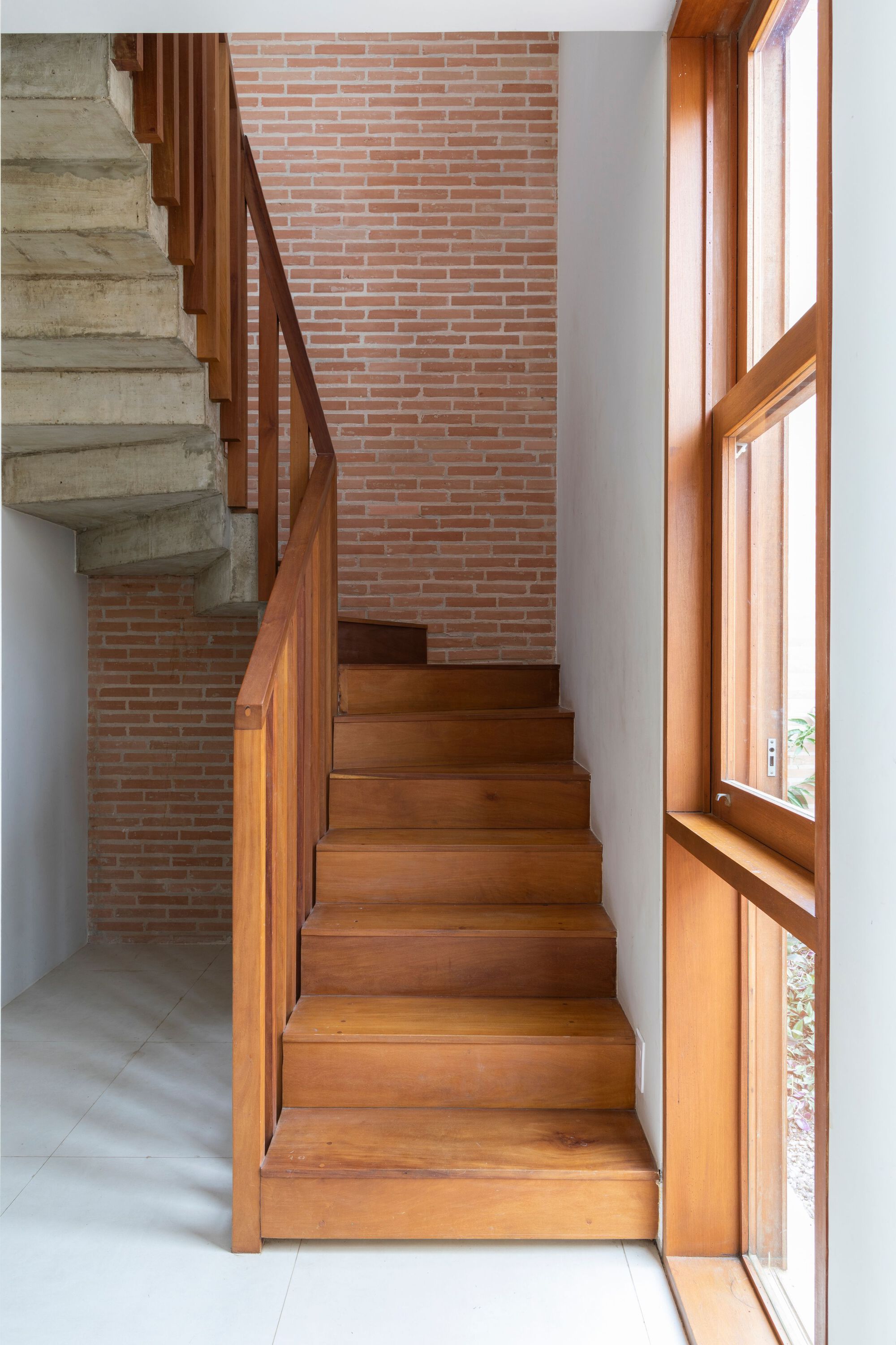 Galeria de Casa AF / Arquipélago Arquitetos - 13