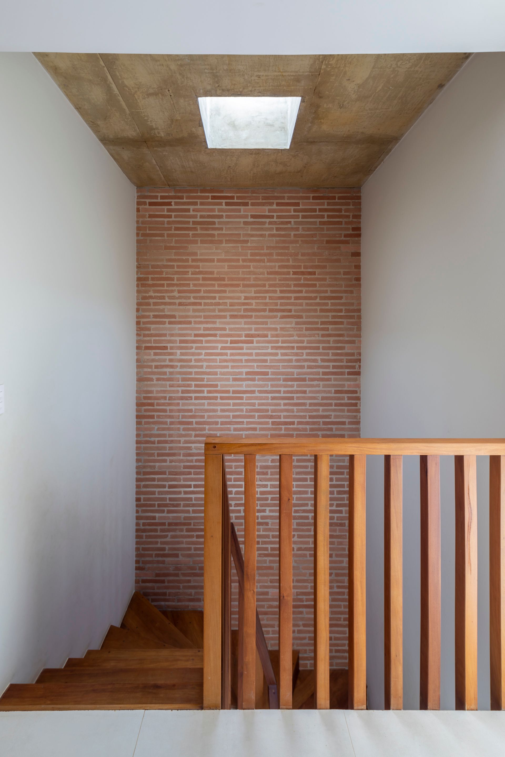 Galeria de Casa AF / Arquipélago Arquitetos - 15