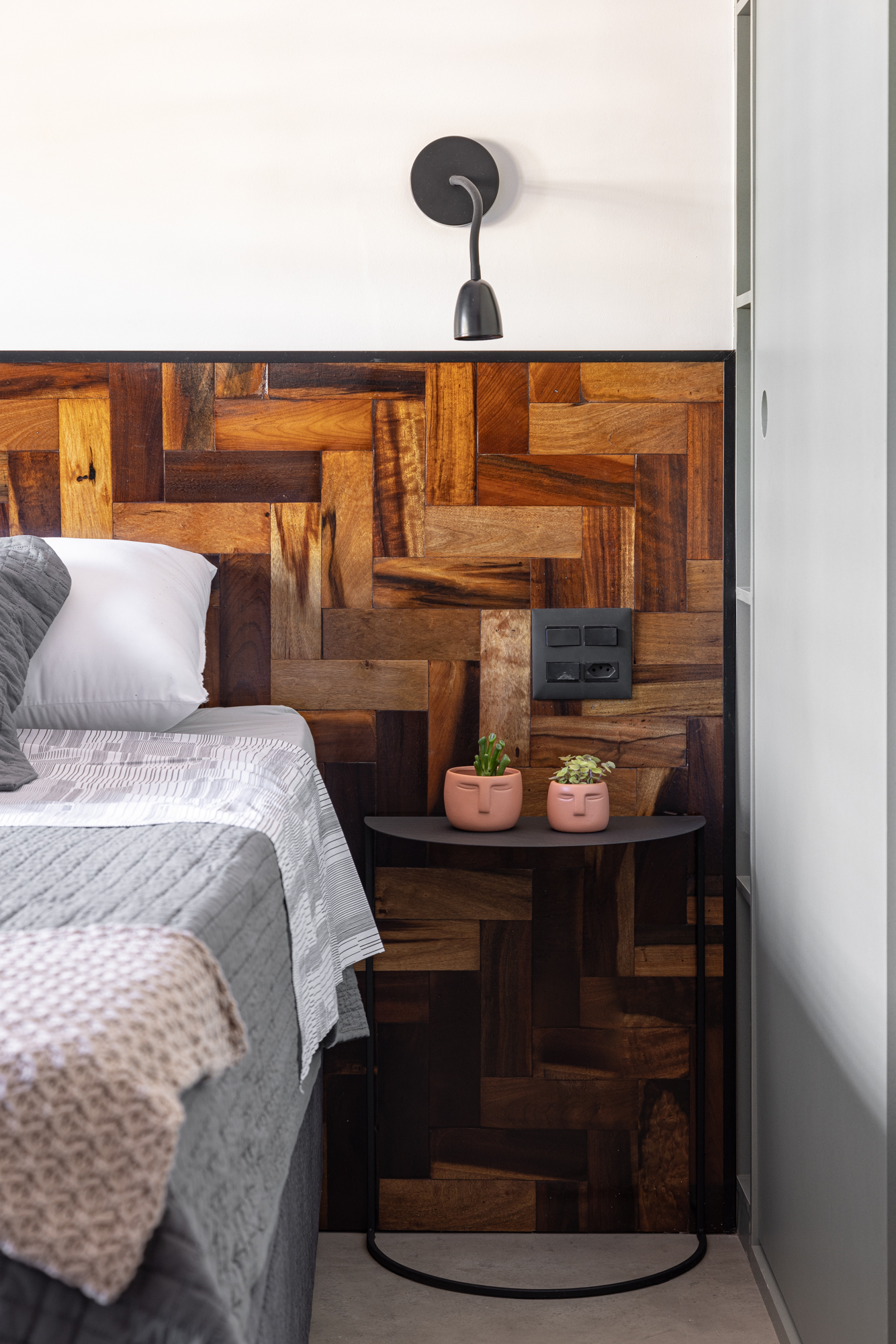 Galeria de Apartamento Laje / Ateliê Monolito - 13
